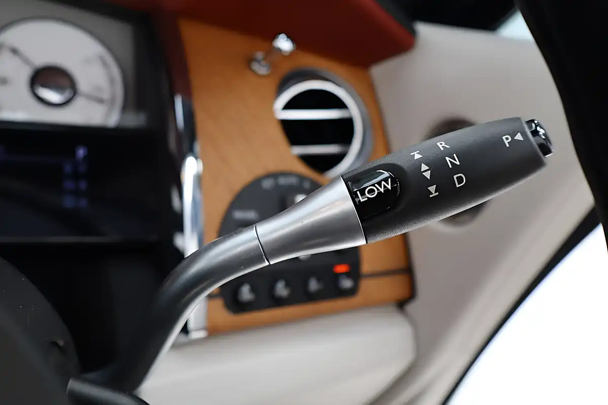 Used 2017 Rolls-Royce Dawn Convertible Red - Interior and Exterior details 14