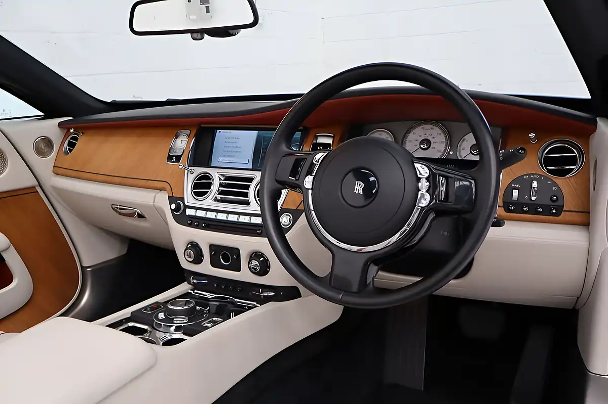 Used 2017 Rolls-Royce Dawn Convertible Red - Interior and Exterior details 16