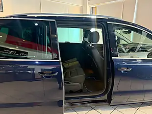 Used 2017 SEAT Alhambra Se Lux Blue - Interior and Exterior details 12