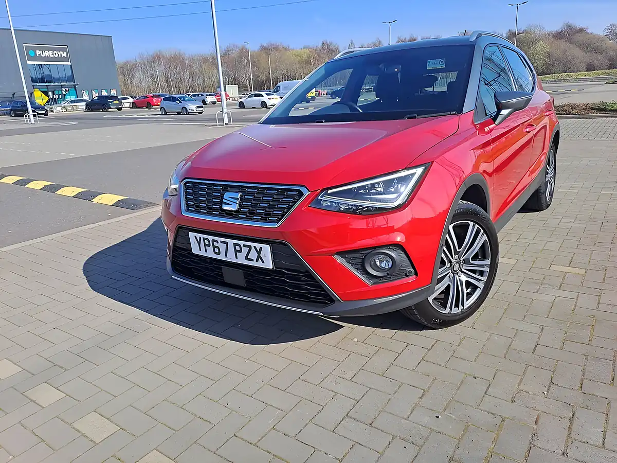 Used 2017 SEAT Arona Xcellence First Edition Red - Front View