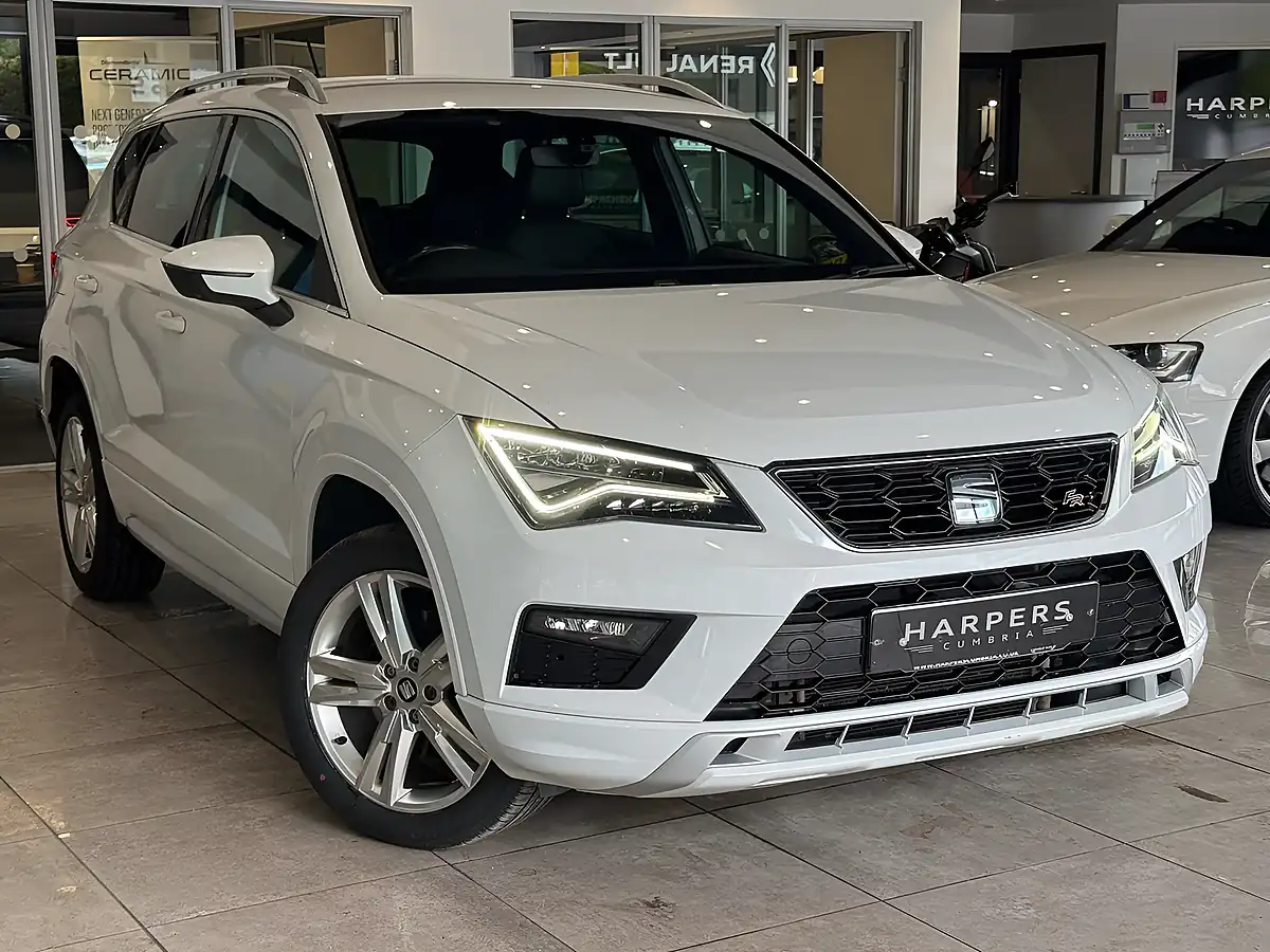 Used 2017 SEAT Ateca Fr White - Front View