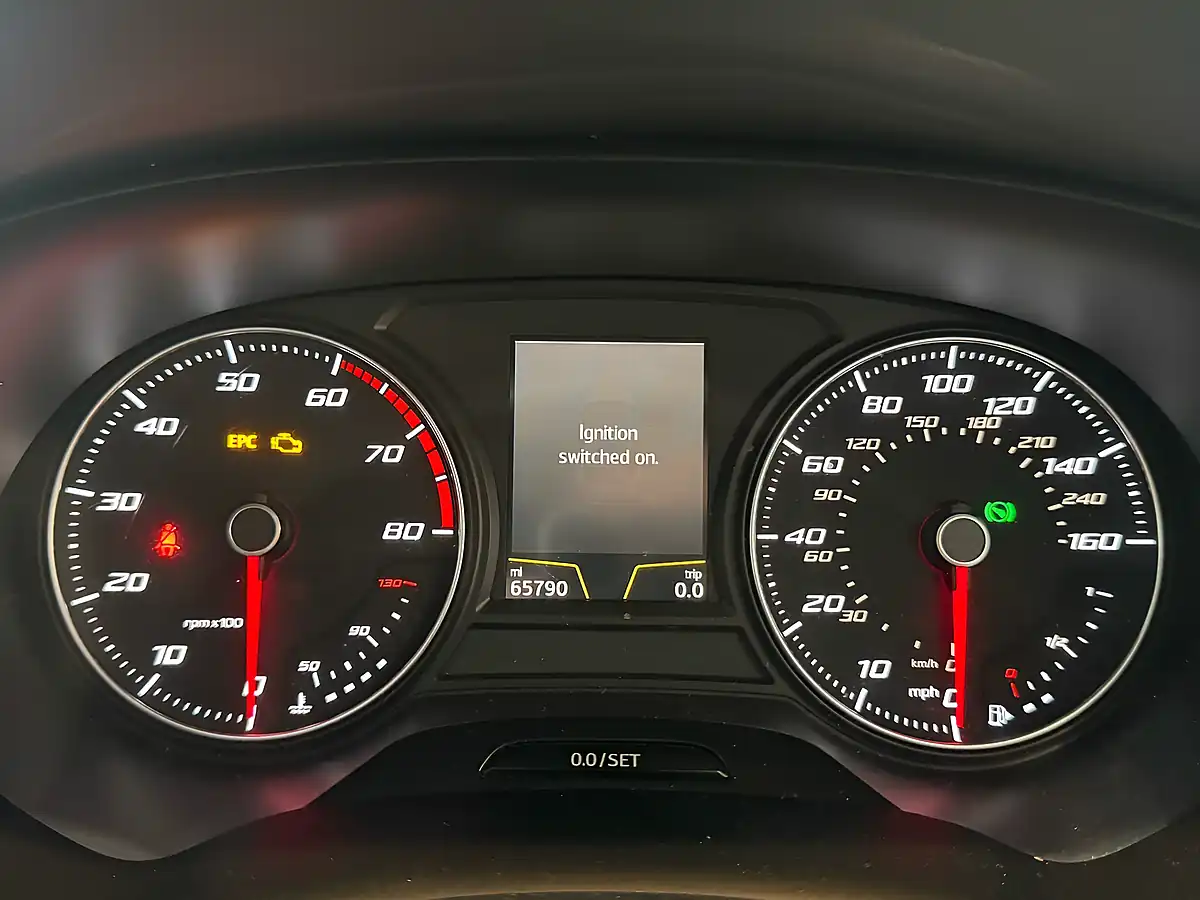 Used 2017 SEAT Ateca Fr White - Interior and Exterior details 12