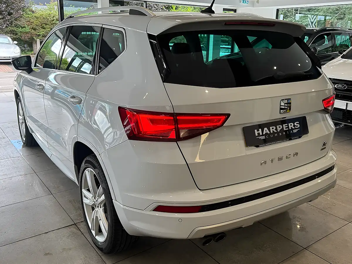 Used 2017 SEAT Ateca Fr White - Interior and Exterior details 18
