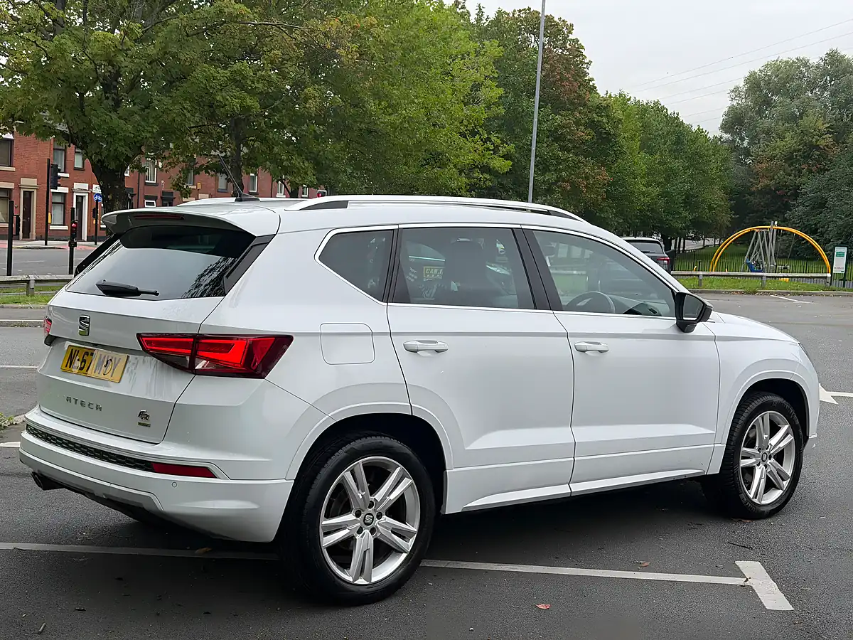 Used 2017 SEAT Ateca Fr White - Interior and Exterior details 9