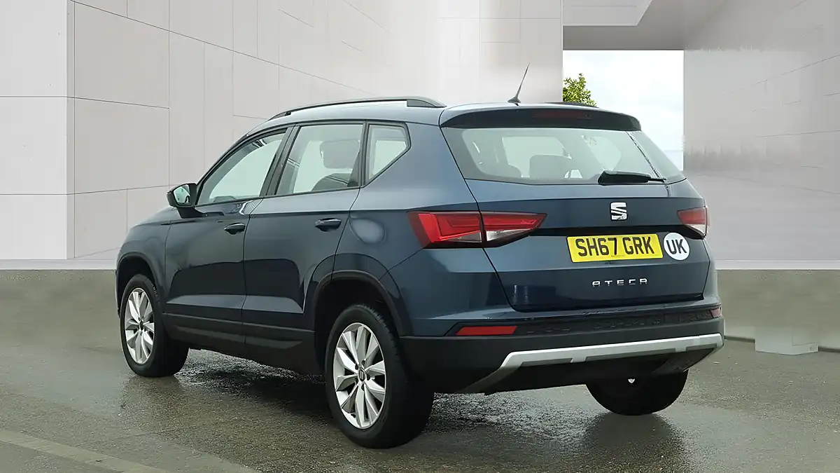 Used 2017 SEAT Ateca Se Blue - Interior and Exterior details 3