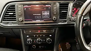 Used 2017 SEAT Ateca Se Green - Interior and Exterior details 7