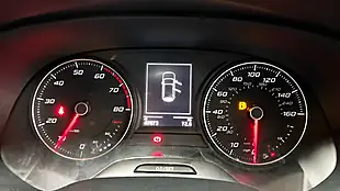 Used 2017 SEAT Ateca Se Green - Interior and Exterior details 8