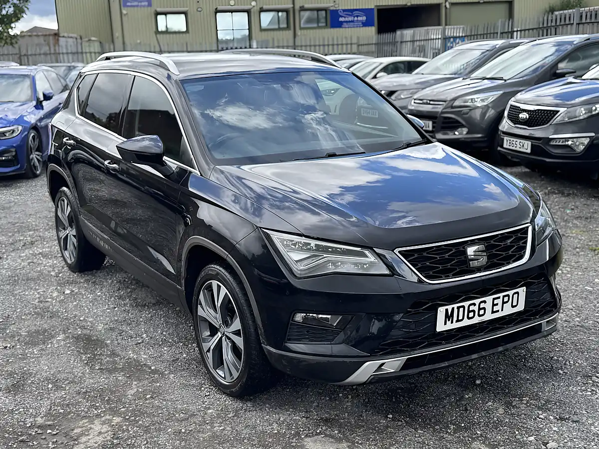 Used 2017 SEAT Ateca Se Technology Black - Front View
