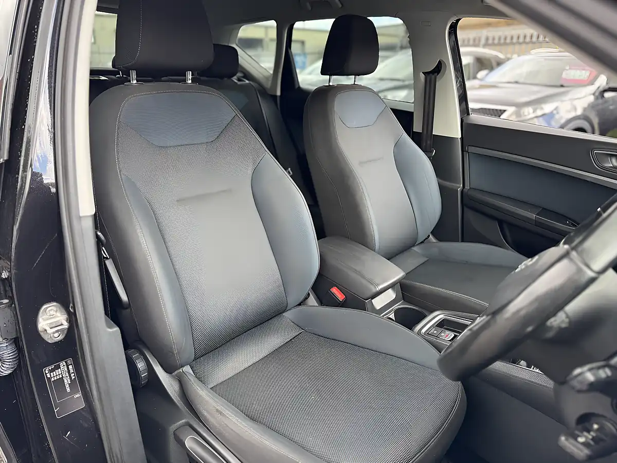 Used 2017 SEAT Ateca Se Technology Black - Interior and Exterior details 18