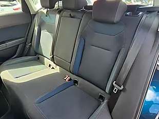 Used 2017 SEAT Ateca Se Technology Blue - Interior and Exterior details 12