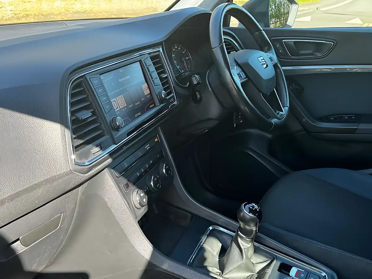Used 2017 SEAT Ateca Se Technology Grey - Interior and Exterior details 10
