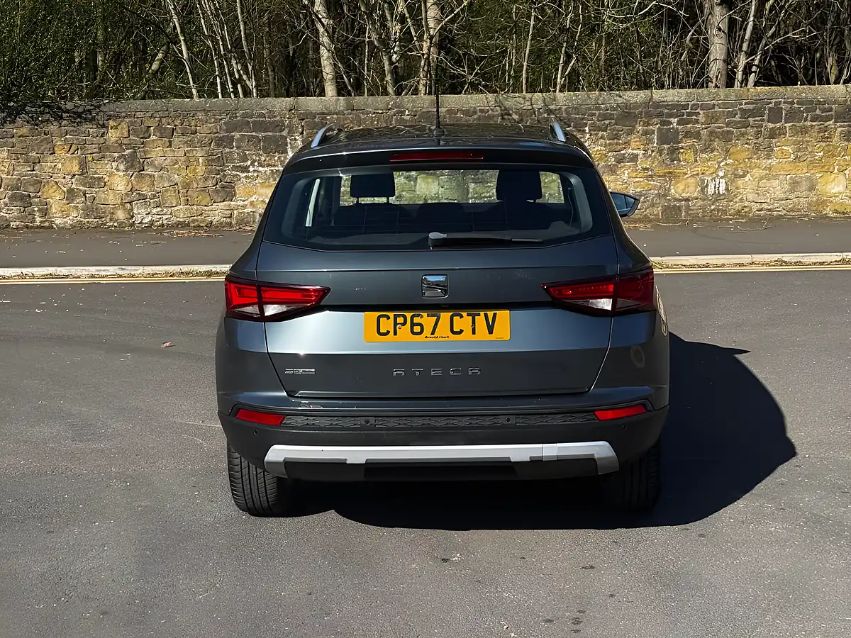 Used 2017 SEAT Ateca Se Technology Grey - Interior and Exterior details 11