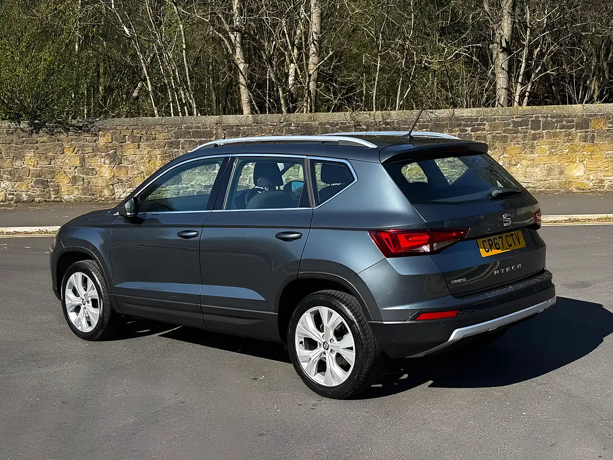 Used 2017 SEAT Ateca Se Technology Grey - Interior and Exterior details 13