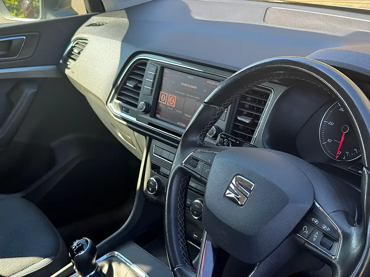 Used 2017 SEAT Ateca Se Technology Grey - Interior and Exterior details 16