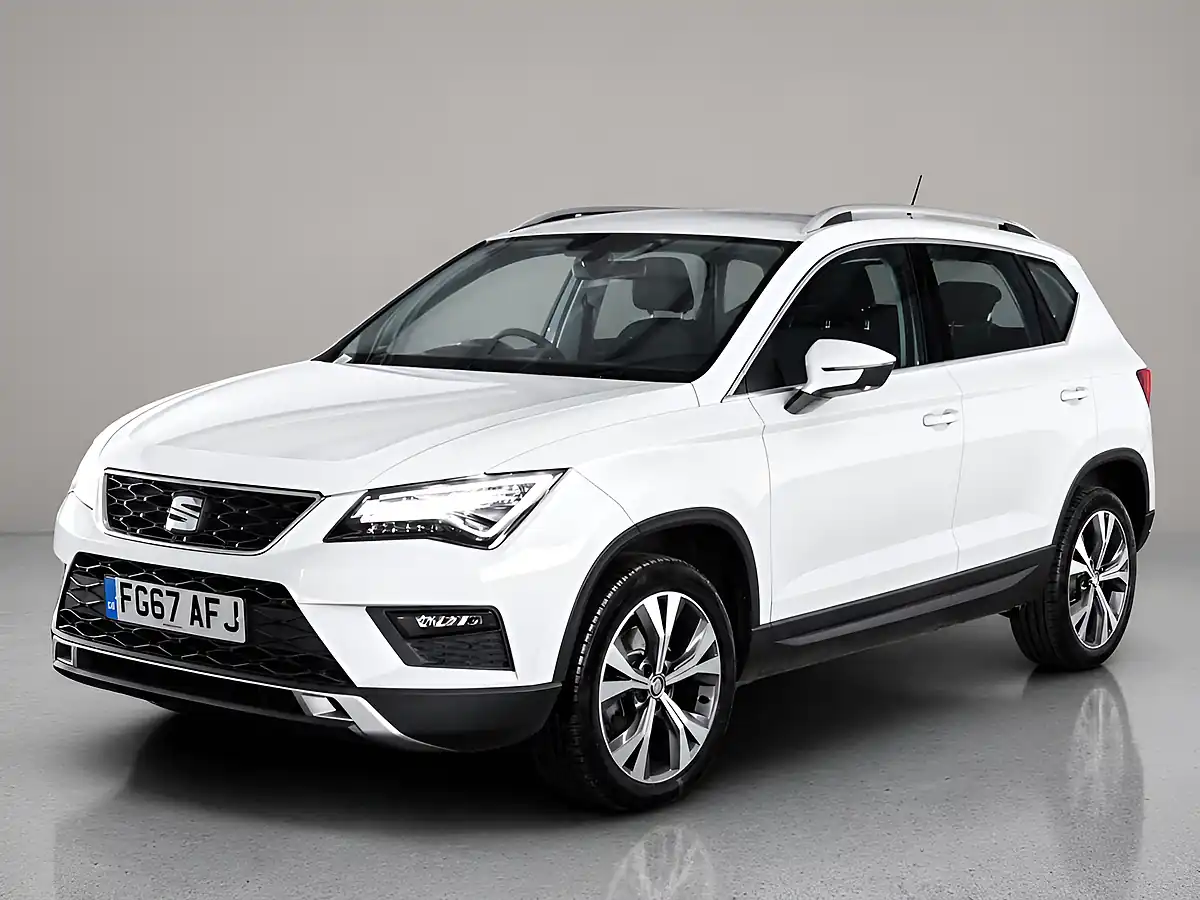 Used 2017 SEAT Ateca Se Technology White - Interior and Exterior details 3