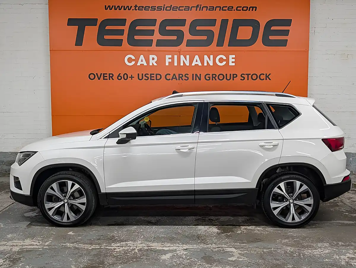 Used 2017 SEAT Ateca Se Technology White - Interior and Exterior details 16