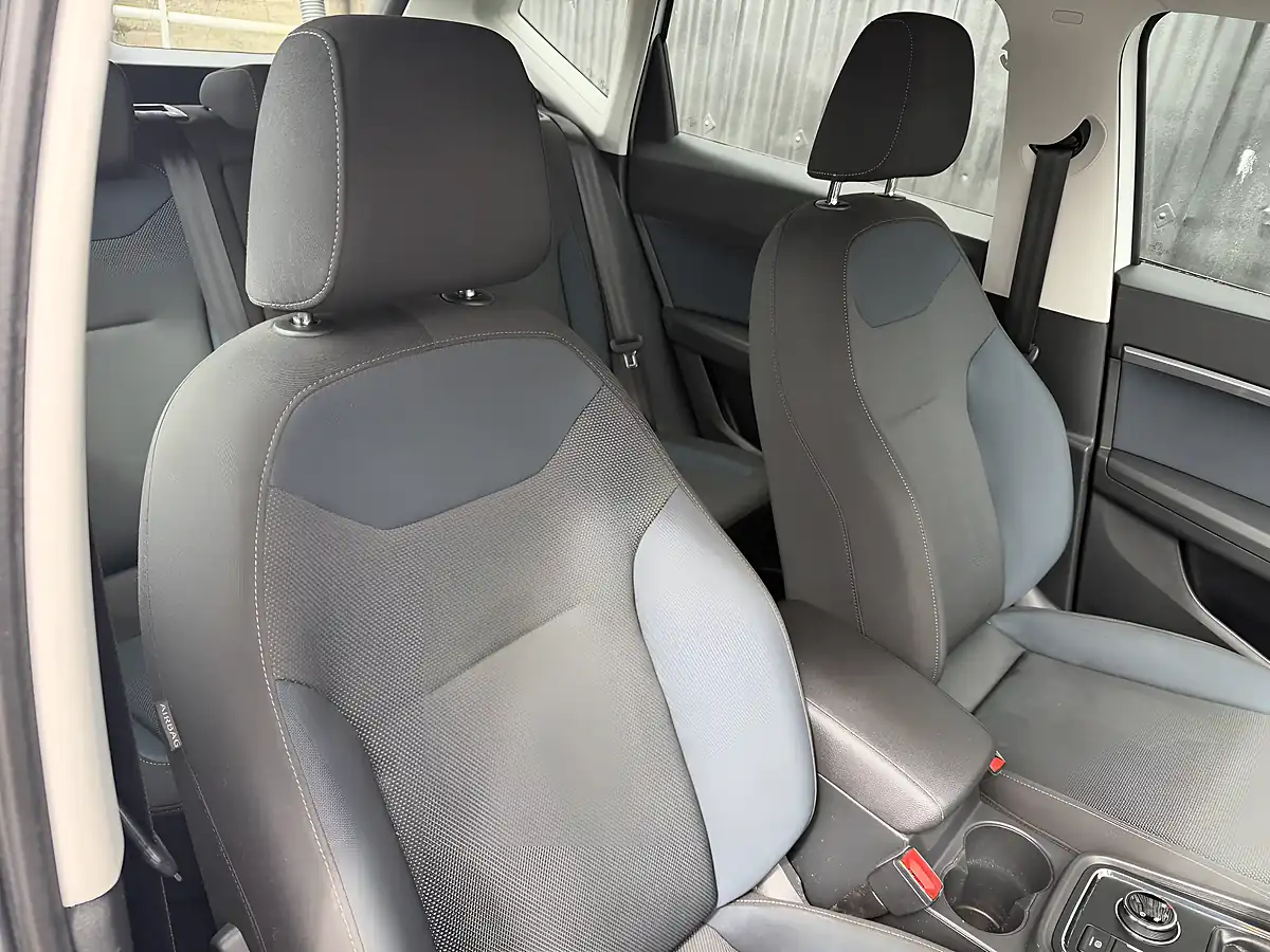 Used 2017 SEAT Ateca Se White - Interior and Exterior details 12
