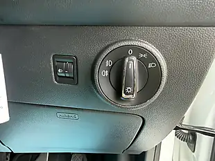 Used 2017 SEAT Ateca Se White - Interior and Exterior details 18