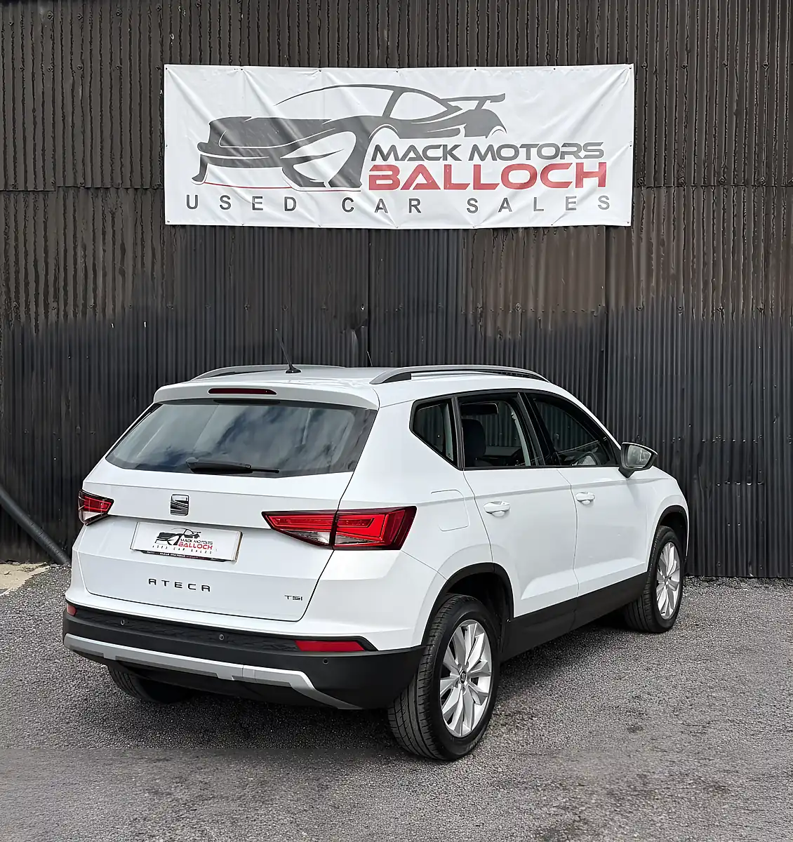 Used 2017 SEAT Ateca Se White - Interior and Exterior details 5
