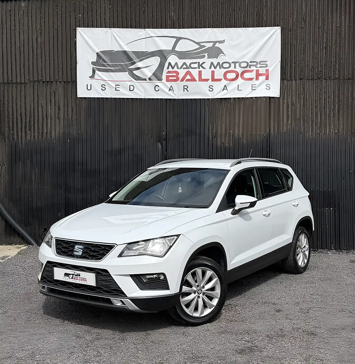Used 2017 SEAT Ateca Se White - Interior and Exterior details 9
