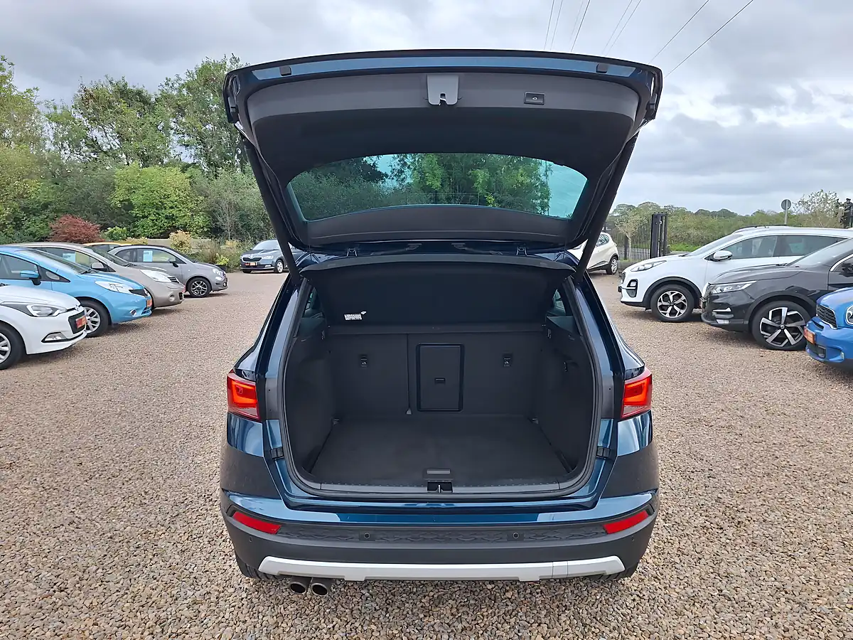 Used 2017 SEAT Ateca Xcellence Blue - Interior and Exterior details 12