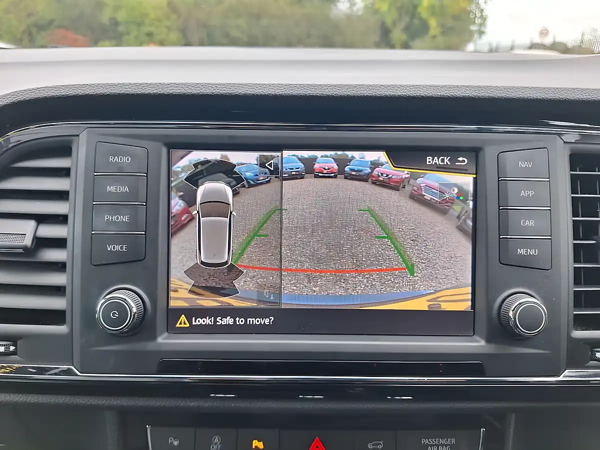 Used 2017 SEAT Ateca Xcellence Blue - Interior and Exterior details 19