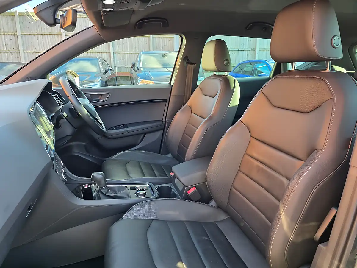 Used 2017 SEAT Ateca Xcellence Grey - Interior and Exterior details 16