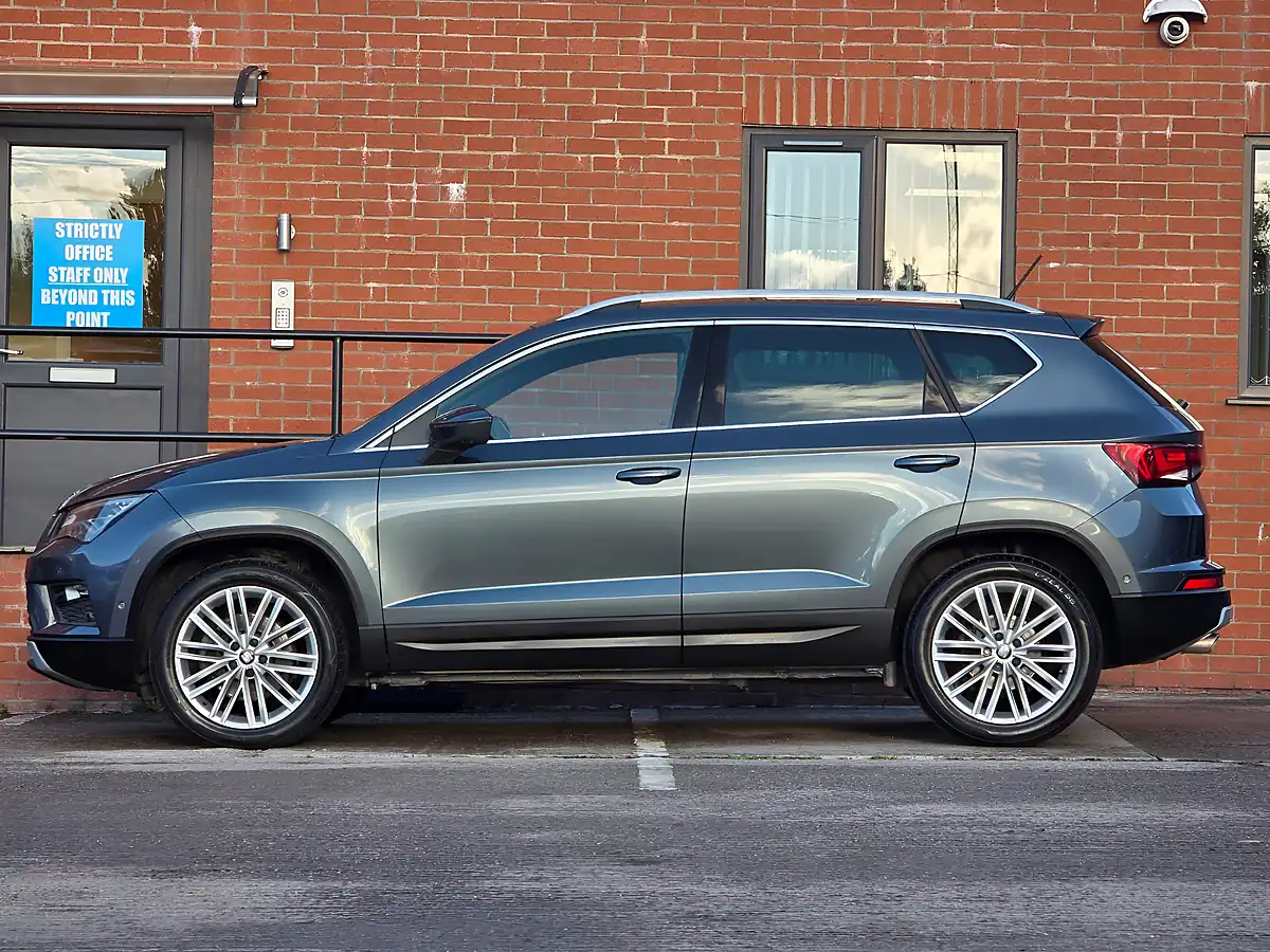 Used 2017 SEAT Ateca Xcellence Grey - Interior and Exterior details 9