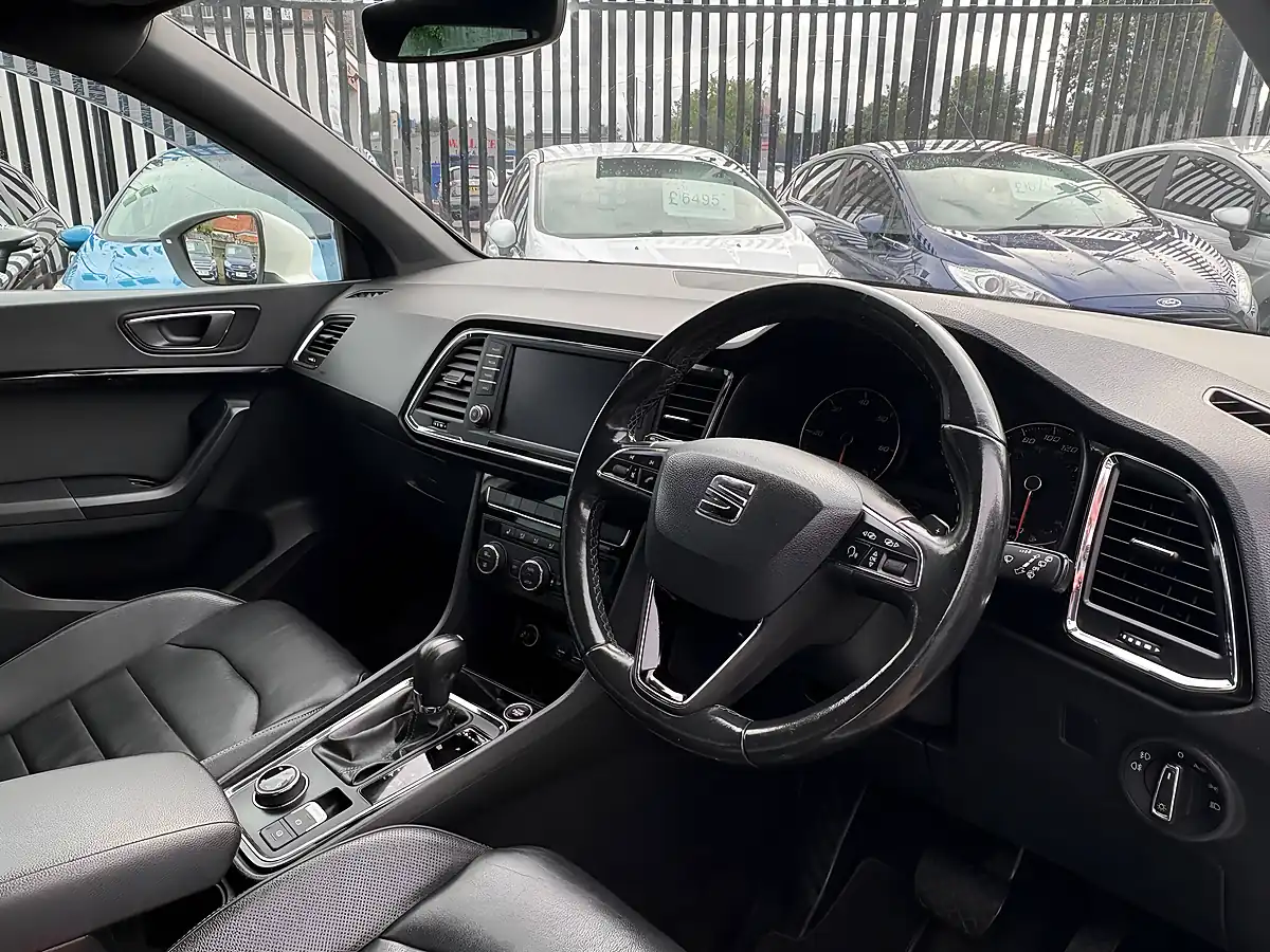 Used 2017 SEAT Ateca Xcellence Nevada White - Interior and Exterior details 13