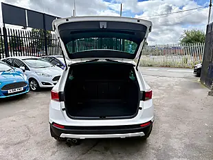 Used 2017 SEAT Ateca Xcellence Nevada White - Interior and Exterior details 15
