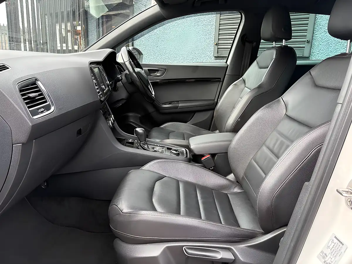 Used 2017 SEAT Ateca Xcellence Nevada White - Interior and Exterior details 9