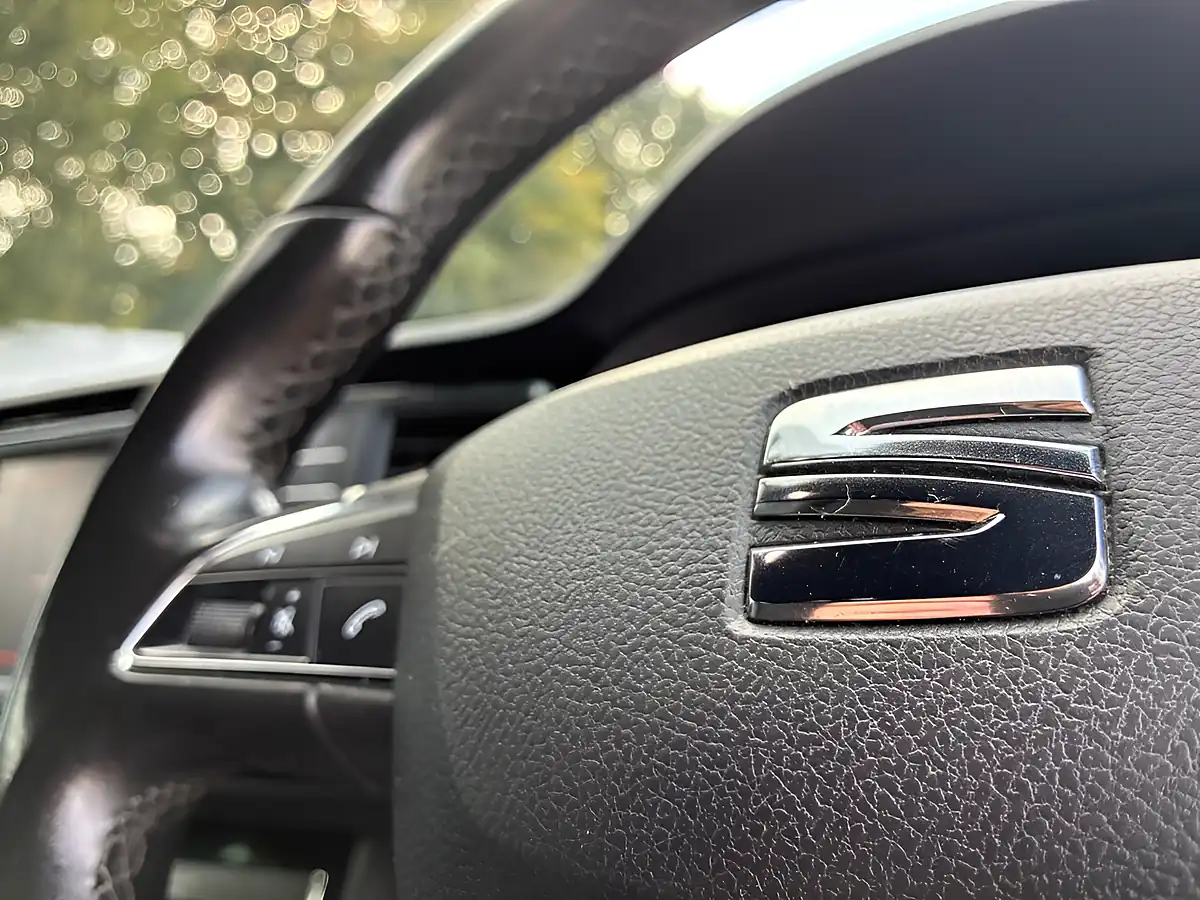 Used 2017 SEAT Ateca Xcellence Silver - Interior and Exterior details 13