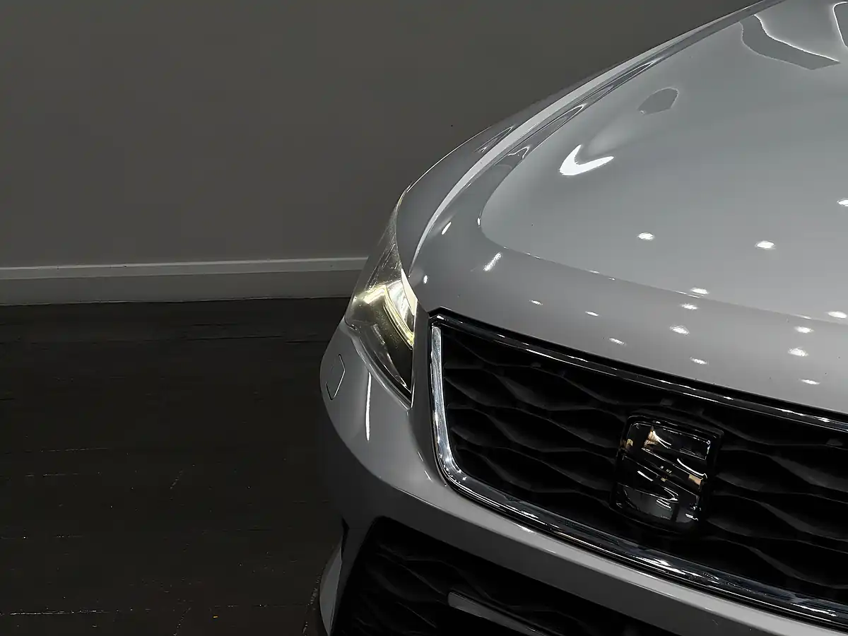 Used 2017 SEAT Ateca Xcellence Silver - Interior and Exterior details 10