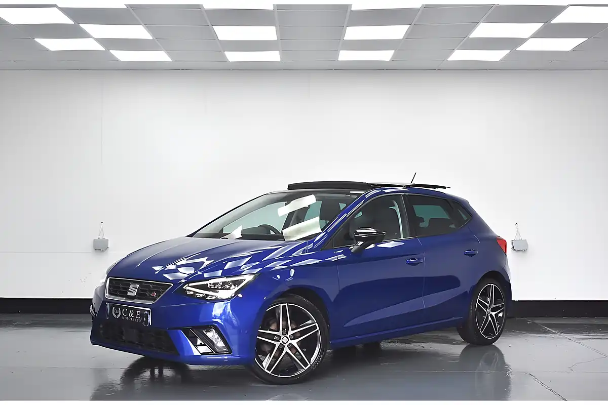 Used 2017 SEAT Ibiza Fr Blue - Front View