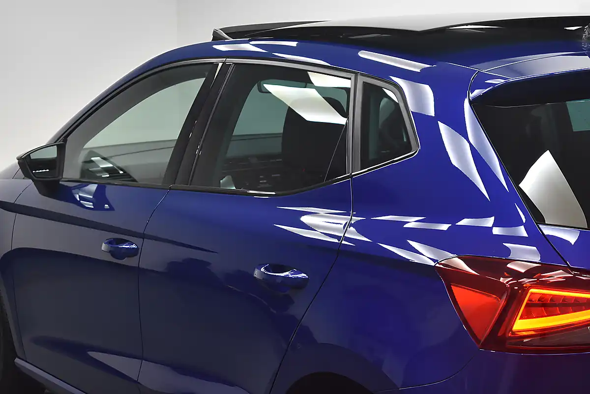 Used 2017 SEAT Ibiza Fr Blue - Interior and Exterior details 11
