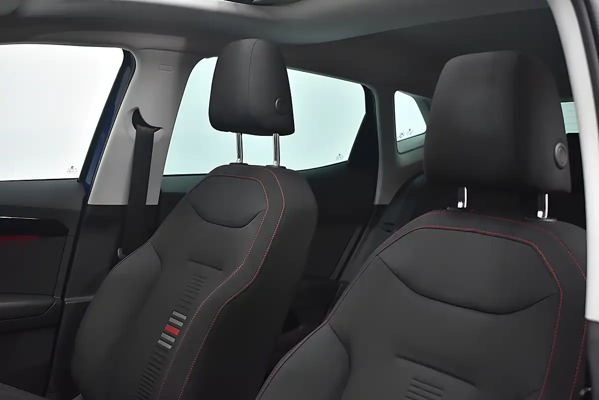 Used 2017 SEAT Ibiza Fr Blue - Interior and Exterior details 14