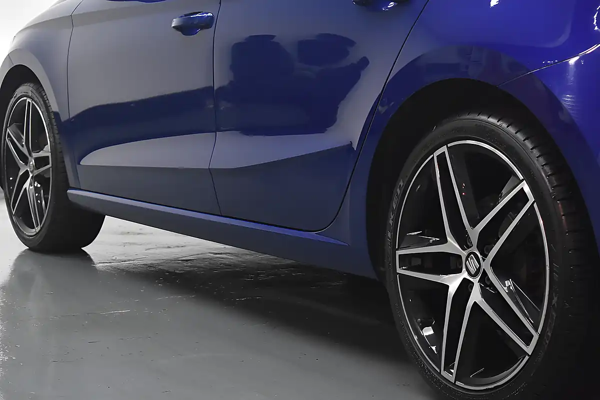Used 2017 SEAT Ibiza Fr Blue - Interior and Exterior details 19