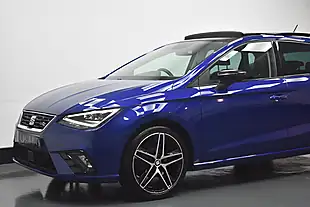 Used 2017 SEAT Ibiza Fr Blue - Interior and Exterior details 3