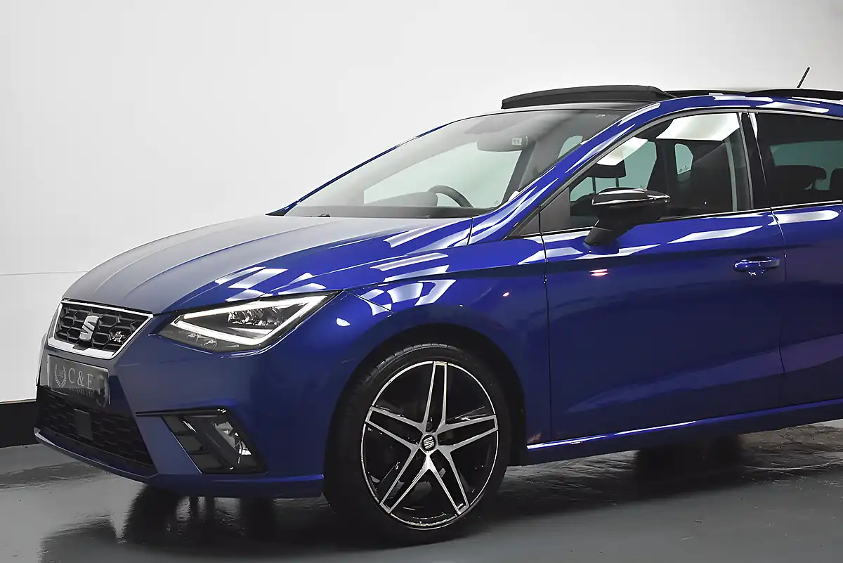 Used 2017 SEAT Ibiza Fr Blue - Interior and Exterior details 3