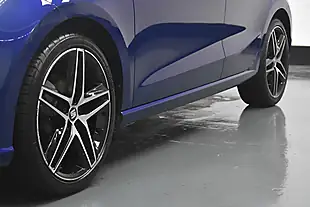 Used 2017 SEAT Ibiza Fr Blue - Interior and Exterior details 7