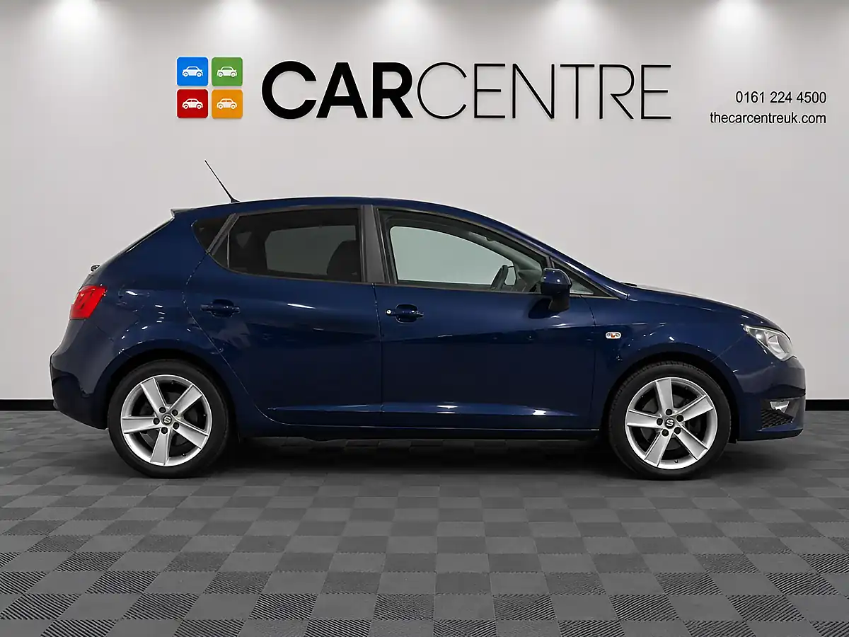 Used 2017 SEAT Ibiza Fr Blue - Interior and Exterior details 3