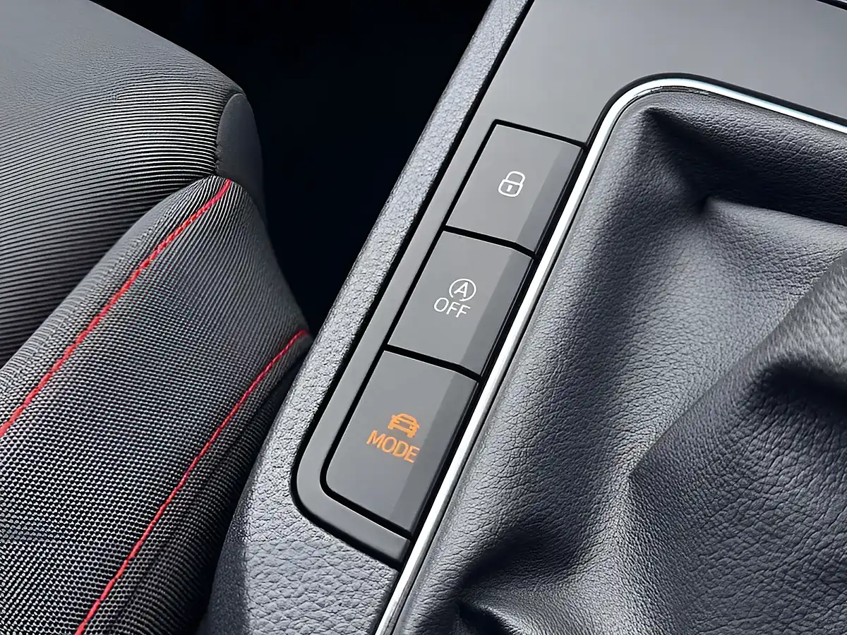 Used 2017 SEAT Ibiza Fr Blue - Interior and Exterior details 17