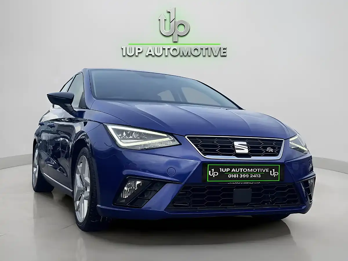 Used 2017 SEAT Ibiza Fr Blue - Interior and Exterior details 2