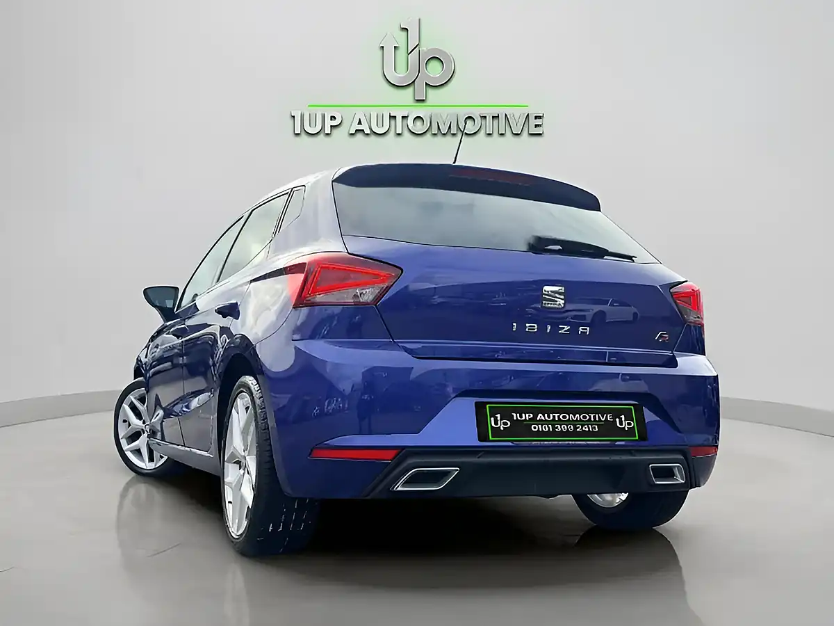 Used 2017 SEAT Ibiza Fr Blue - Interior and Exterior details 8