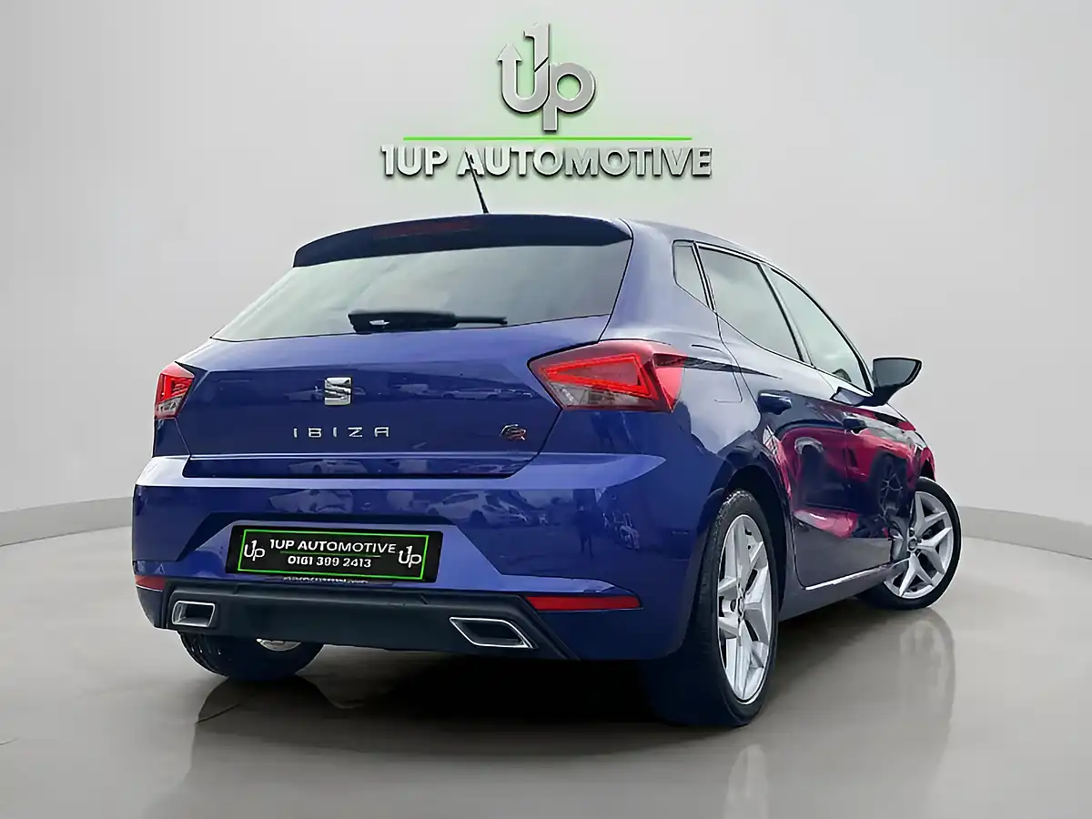 Used 2017 SEAT Ibiza Fr Blue - Interior and Exterior details 9