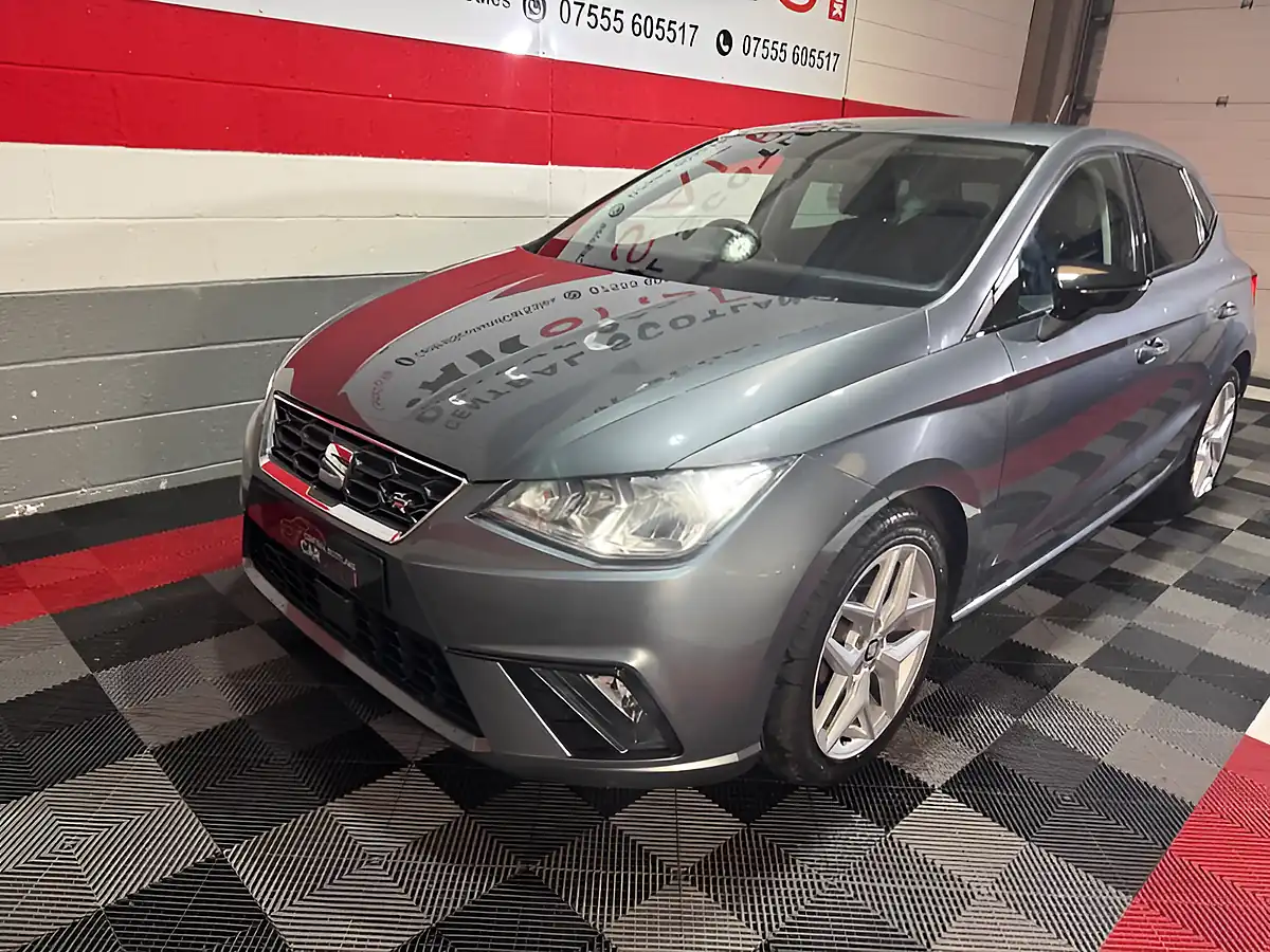 Used 2017 SEAT Ibiza Fr Grey - Interior and Exterior details 7