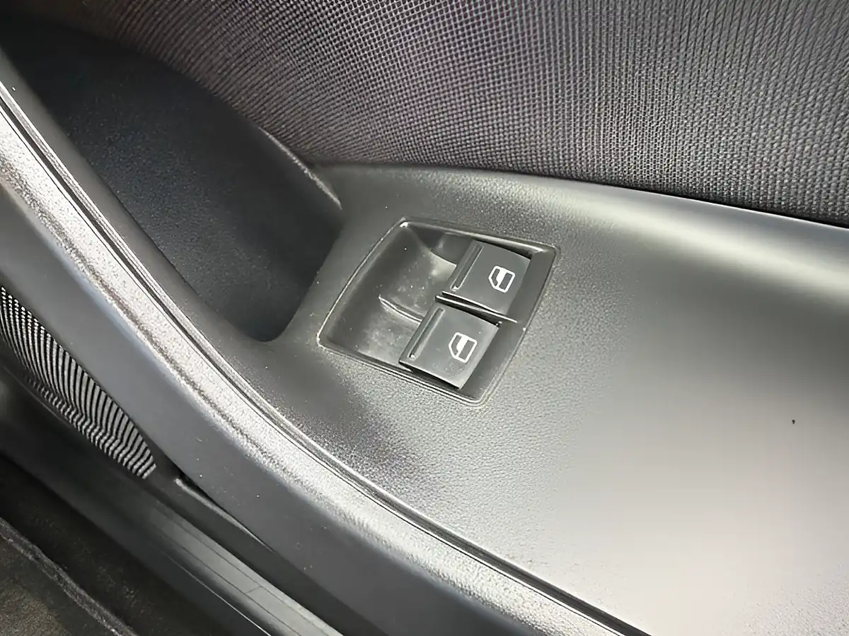 Used 2017 SEAT Ibiza Fr Red - Interior and Exterior details 15