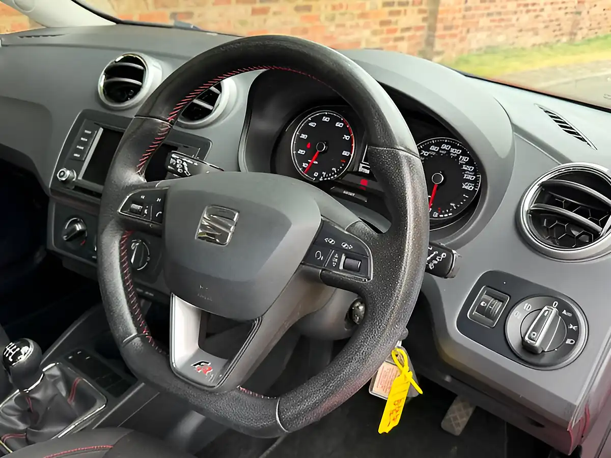 Used 2017 SEAT Ibiza Fr Red - Interior and Exterior details 6