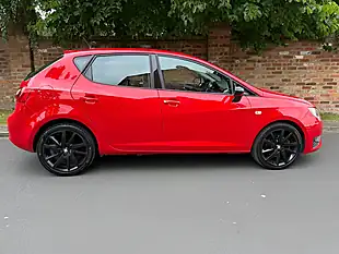 Used 2017 SEAT Ibiza Fr Red - Interior and Exterior details 7