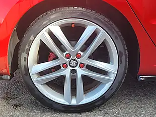 Used 2017 SEAT Ibiza Fr Red - Interior and Exterior details 17